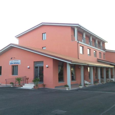 Hotel Villa Adriatica Portocannone Екстериор снимка
