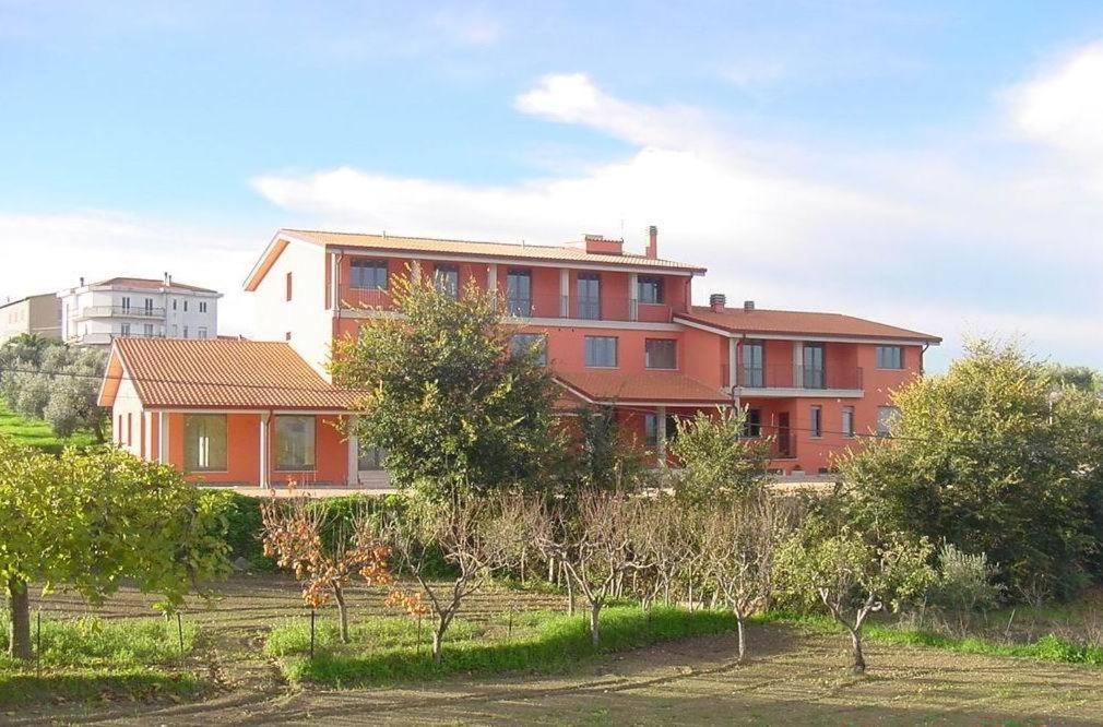 Hotel Villa Adriatica Portocannone Екстериор снимка