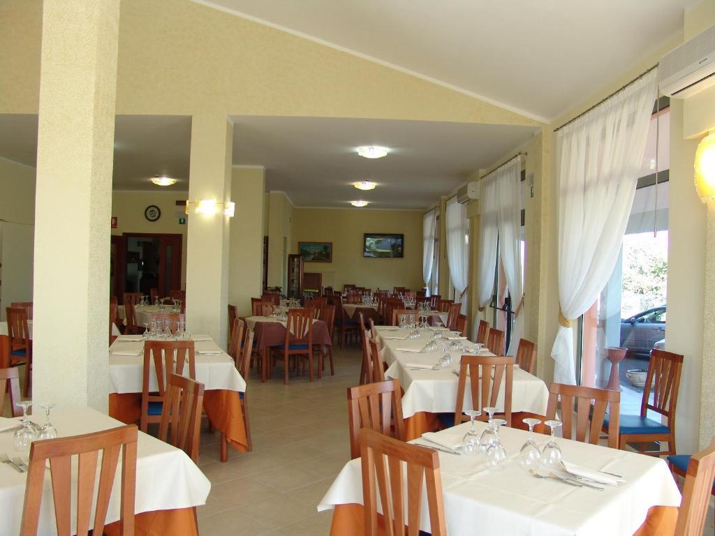 Hotel Villa Adriatica Portocannone Екстериор снимка